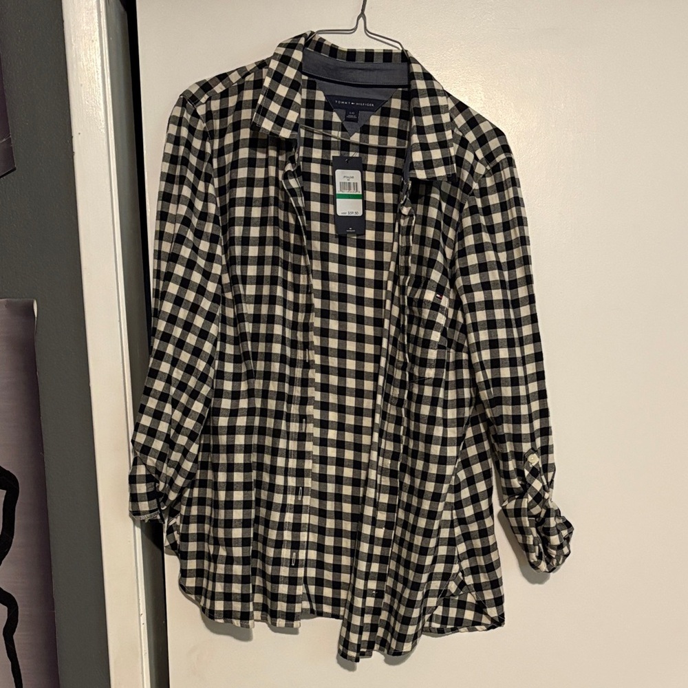 NWT Tommy Hilfiger Black and White Checkered button up shirt